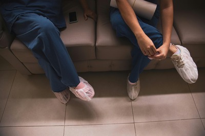 Best Shoes For Nurses 1 best shoes for nurses with plantar fasciitis