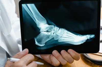 Services 17 foot podiatrist
