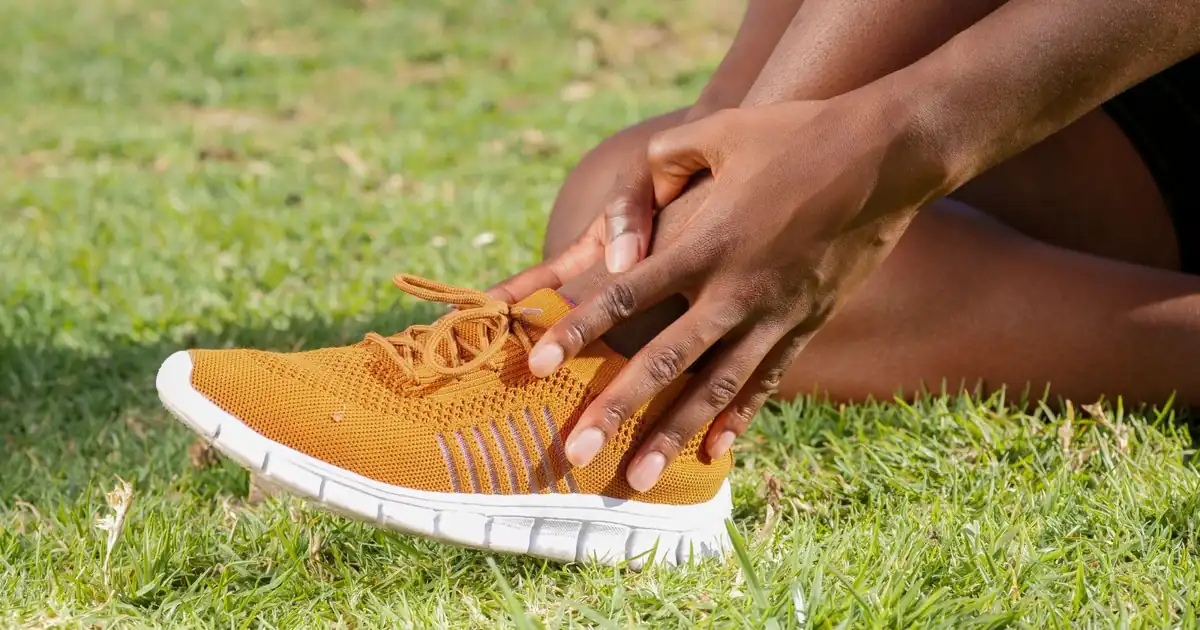 Broken ankle vs sprain signs - 7 red flags for fracture - Balance Foot & Ankle Howell MI